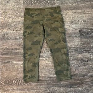 Camo Lululemon crops